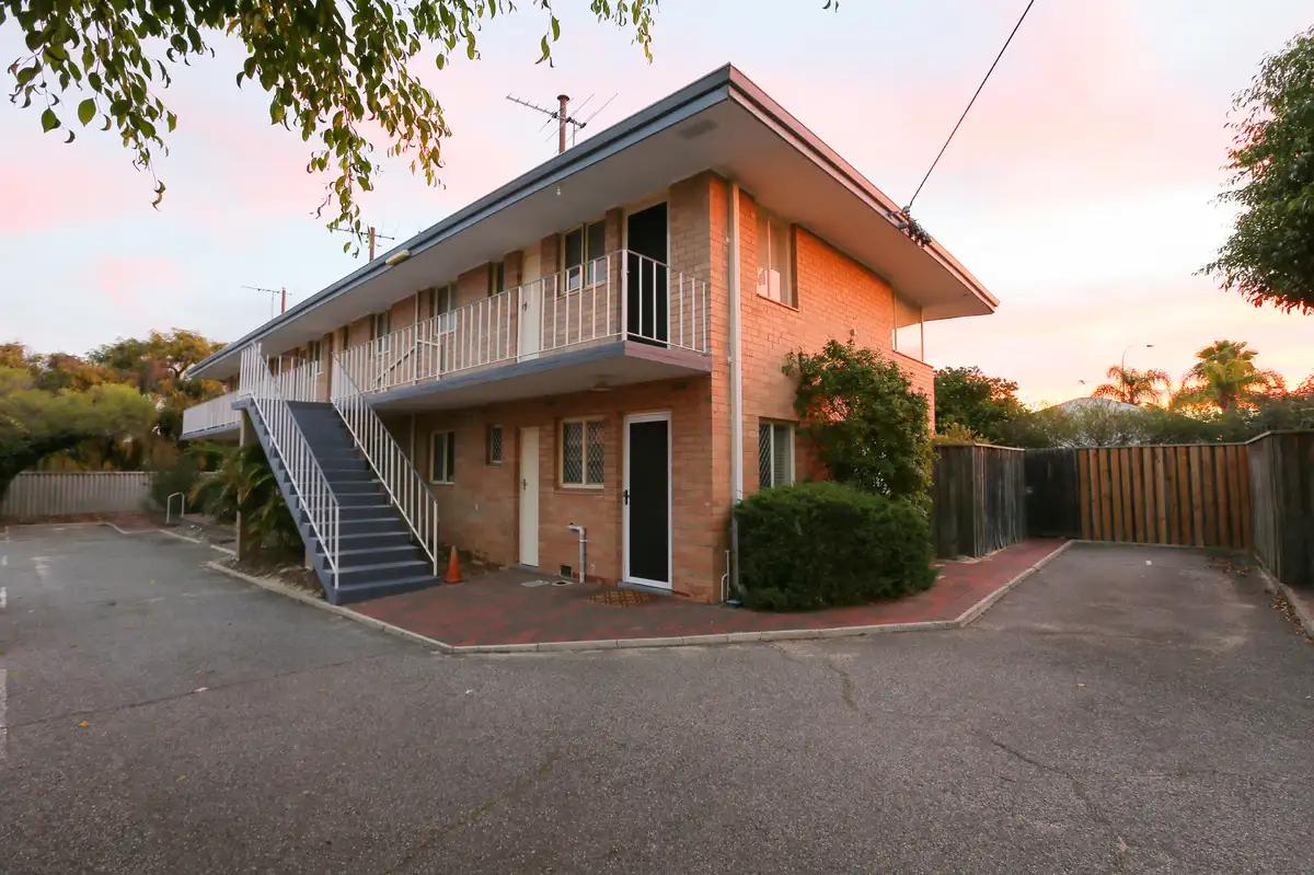 Main view of Homely unit listing, 6/1A Hobbs Avenue, Como WA 6152