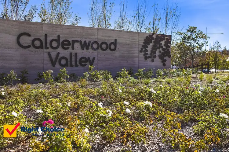 41 Honeybee Crescent, Calderwood NSW 2527