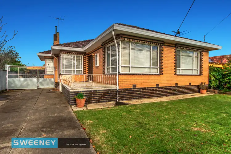 7 Hassett Street, Sunshine North VIC 3020