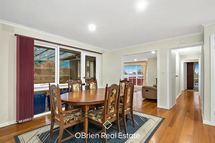 Fourth view of Homely house listing, 3 Caine Court, Endeavour Hills VIC 3802