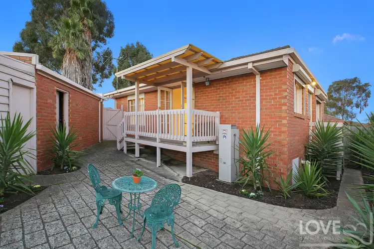 Fifth view of Homely unit listing, 2/2 Comeram Court, Mill Park VIC 3082