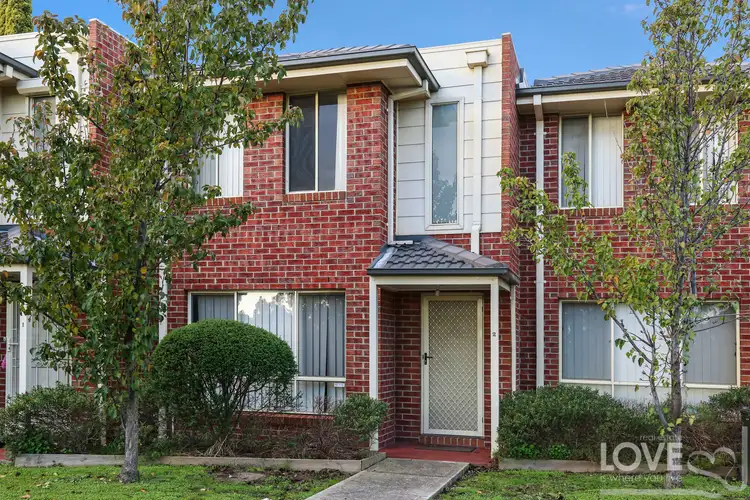 Main view of Homely unit listing, 2/90 Edgars Road, Thomastown VIC 3074