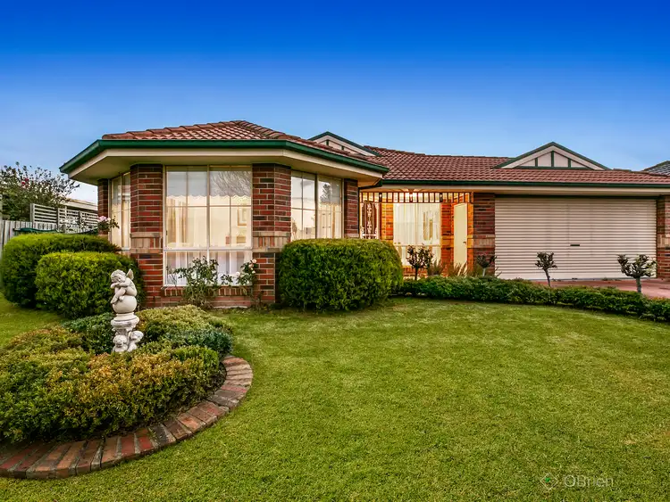127 Bellevue Drive, Berwick VIC 3806