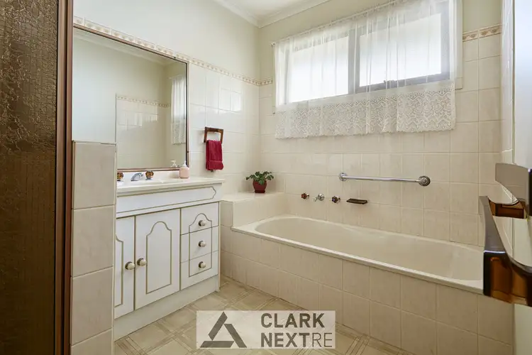 Sixth view of Homely unit listing, 2/97 Charles Street, Warragul VIC 3820