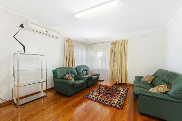 Fourth view of Homely house listing, 10 Leslie Street, St Albans VIC 3021