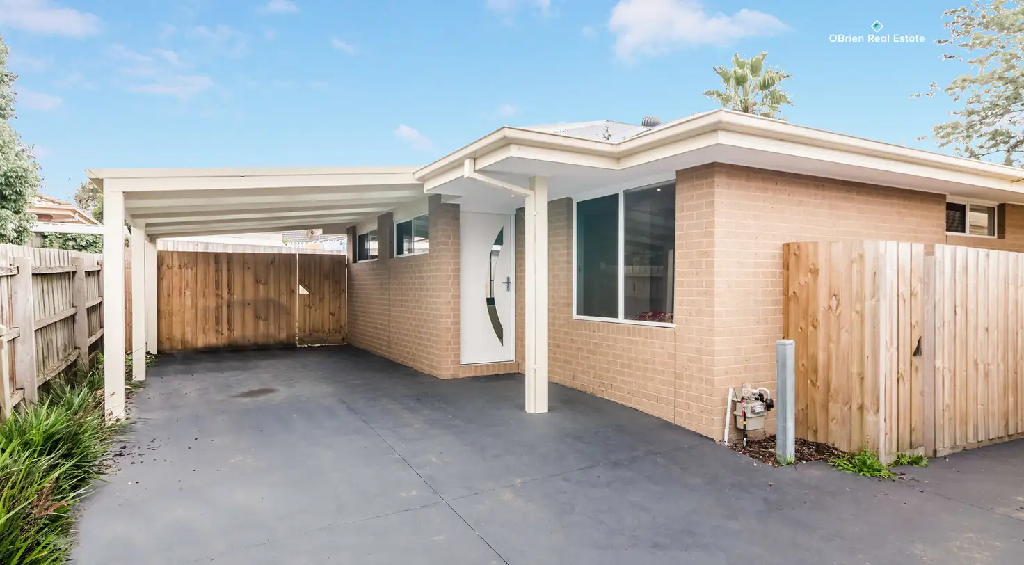 Main view of Homely unit listing, 7a Arnold Street, Cranbourne VIC 3977