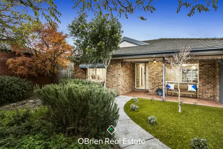 1 Bellevue Drive, Berwick VIC 3806