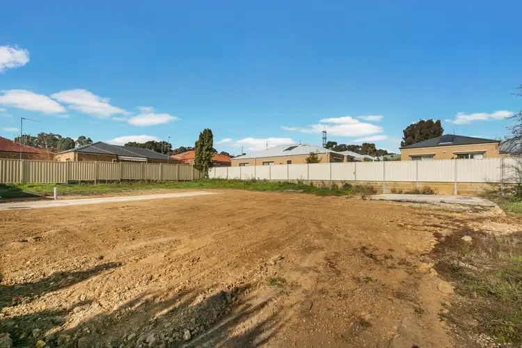 4A Friswell Avenue, Flora Hill VIC 3550