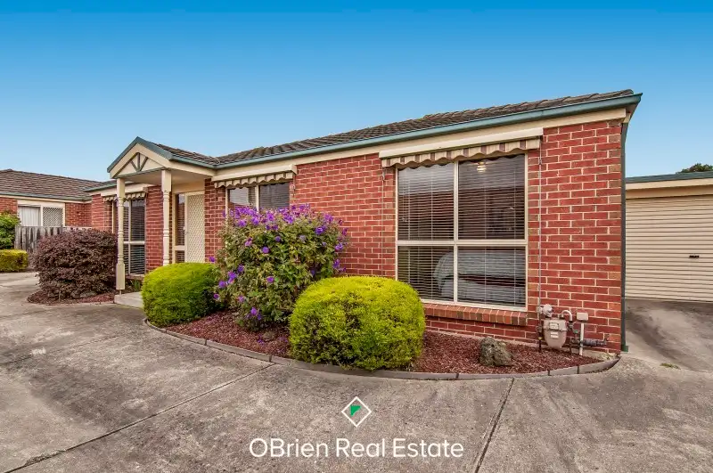 Main view of Homely unit listing, 2/51 Guelph Street, Somerville VIC 3912