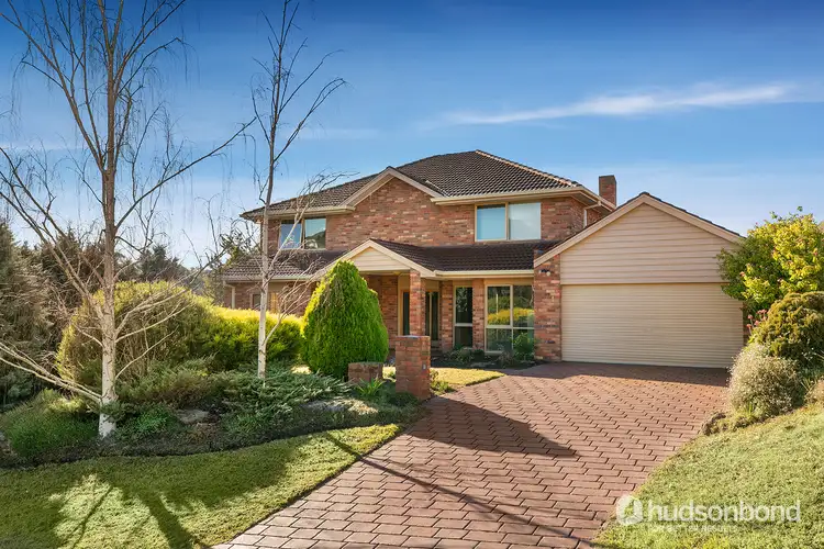 1 Luton Court, Doncaster East VIC 3109