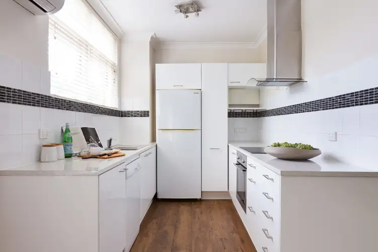 Third view of Homely unit listing, 4/51 Balgowlah Road, Fairlight NSW 2094