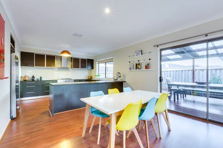 Fifth view of Homely house listing, 6 Hobart Way, Taylors Hill VIC 3037