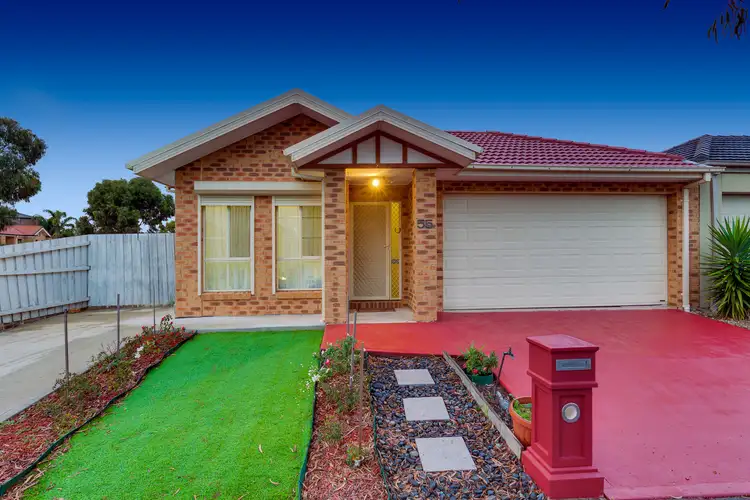 55 Bloomsbury Drive, Taylors Hill VIC 3037