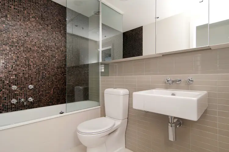 Fifth view of Homely apartment listing, 501/55 Queens Road, Melbourne VIC 3004