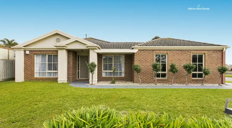 12 Norford Court, Cranbourne North VIC 3977