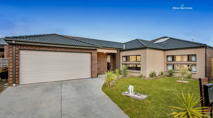 39 John Russell Road, Cranbourne West VIC 3977