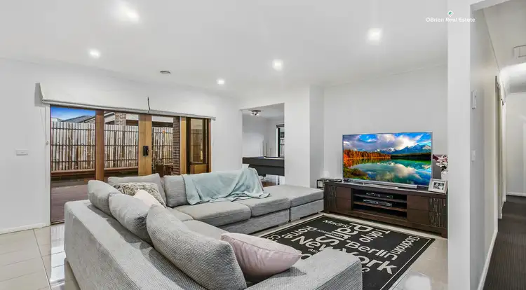 Sixth view of Homely house listing, 39 John Russell Road, Cranbourne West VIC 3977