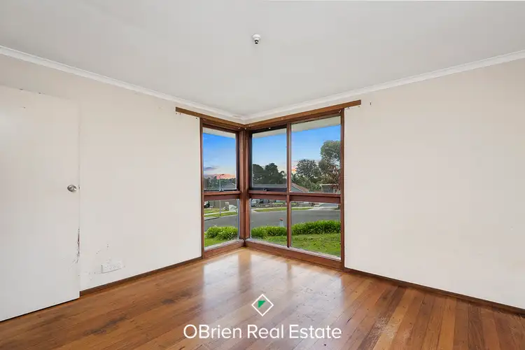 Second view of Homely house listing, 6 Hardman Court, Endeavour Hills VIC 3802