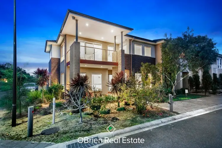 19 Dunk Crescent, Bonbeach VIC 3196