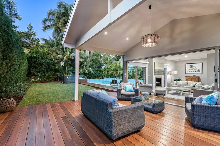 18 Monash Crescent, Clontarf NSW 2093