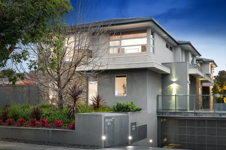 18B Churchill Street, Doncaster East VIC 3109