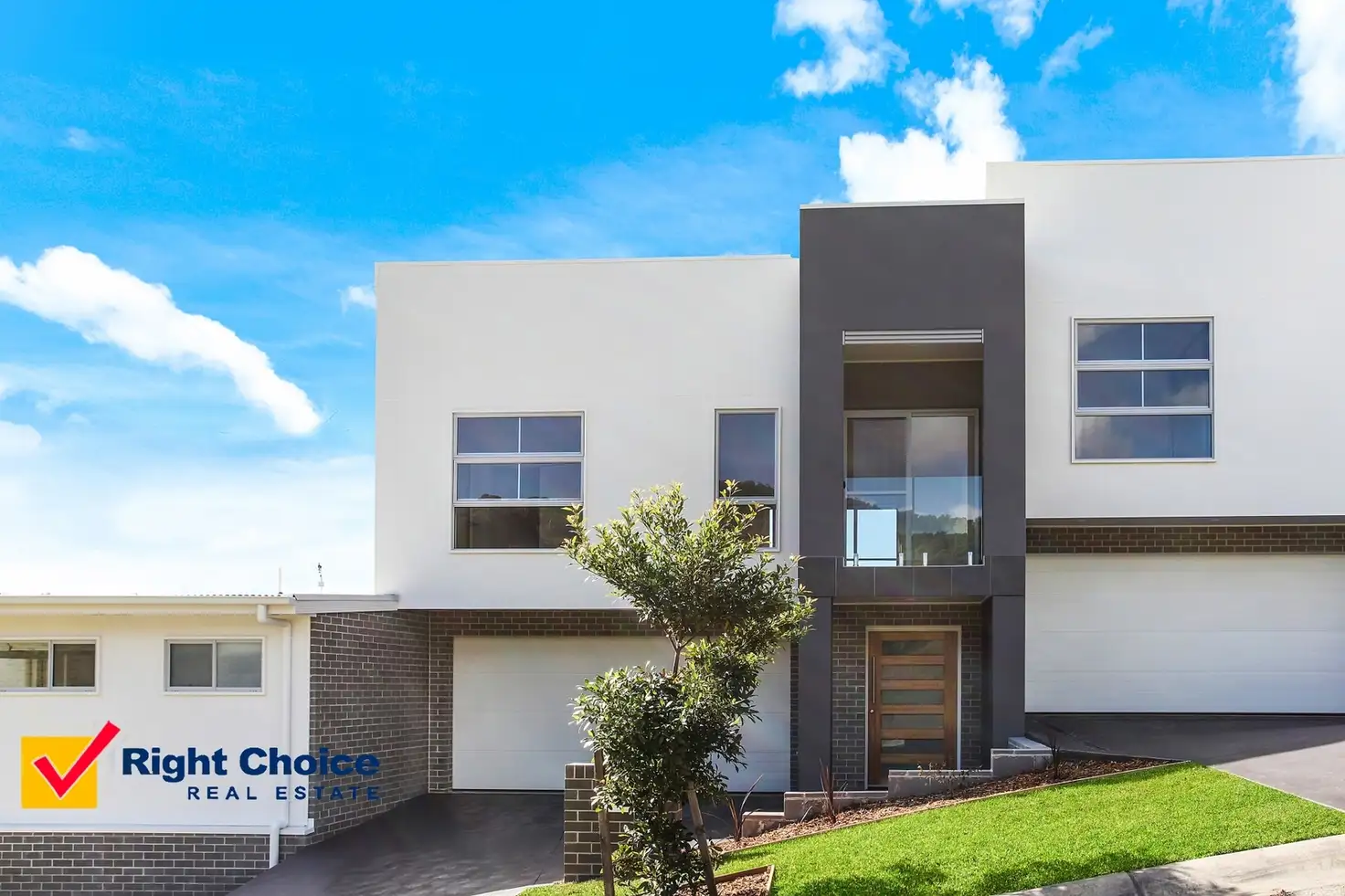Main view of Homely townhouse listing, 2/14 Headwater Place, Albion Park NSW 2527