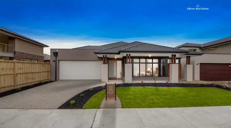 3 Carisbrooke Way, Clyde North VIC 3978