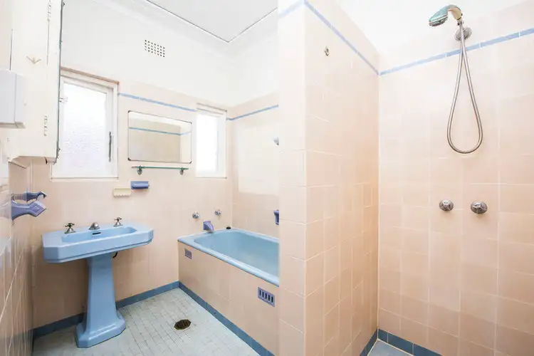 Fourth view of Homely house listing, 30 Sugarloaf Crescent, Castlecrag NSW 2068