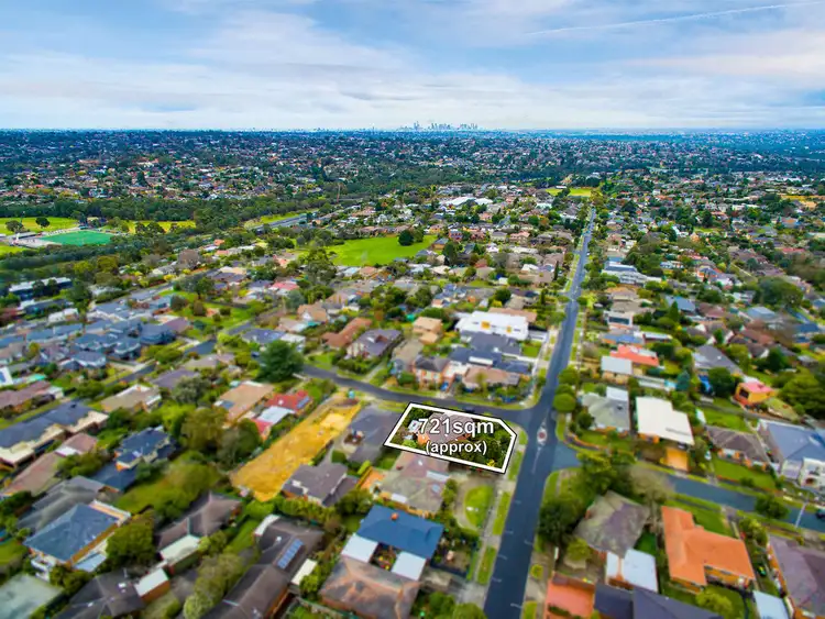 Second view of Homely house listing, 10 Wilsons Road, Doncaster VIC 3108