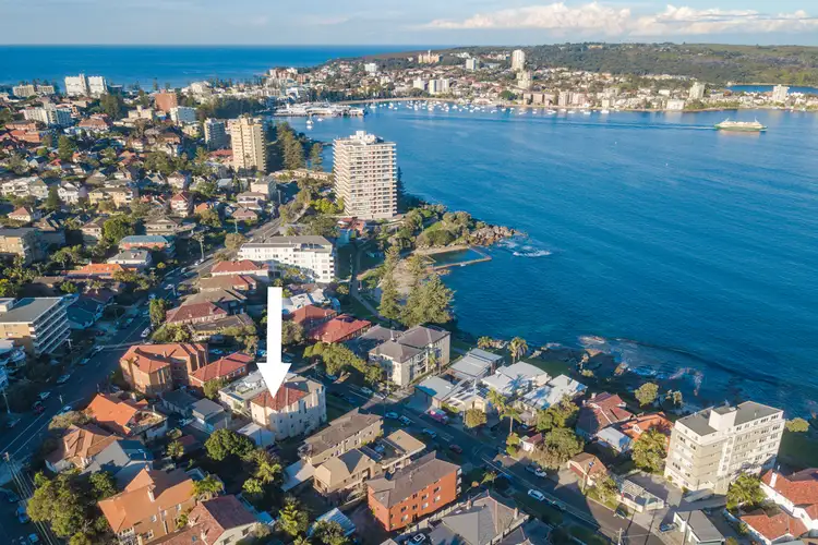Main view of Homely apartment listing, 4/8 Fairlight Crescent, Fairlight NSW 2094
