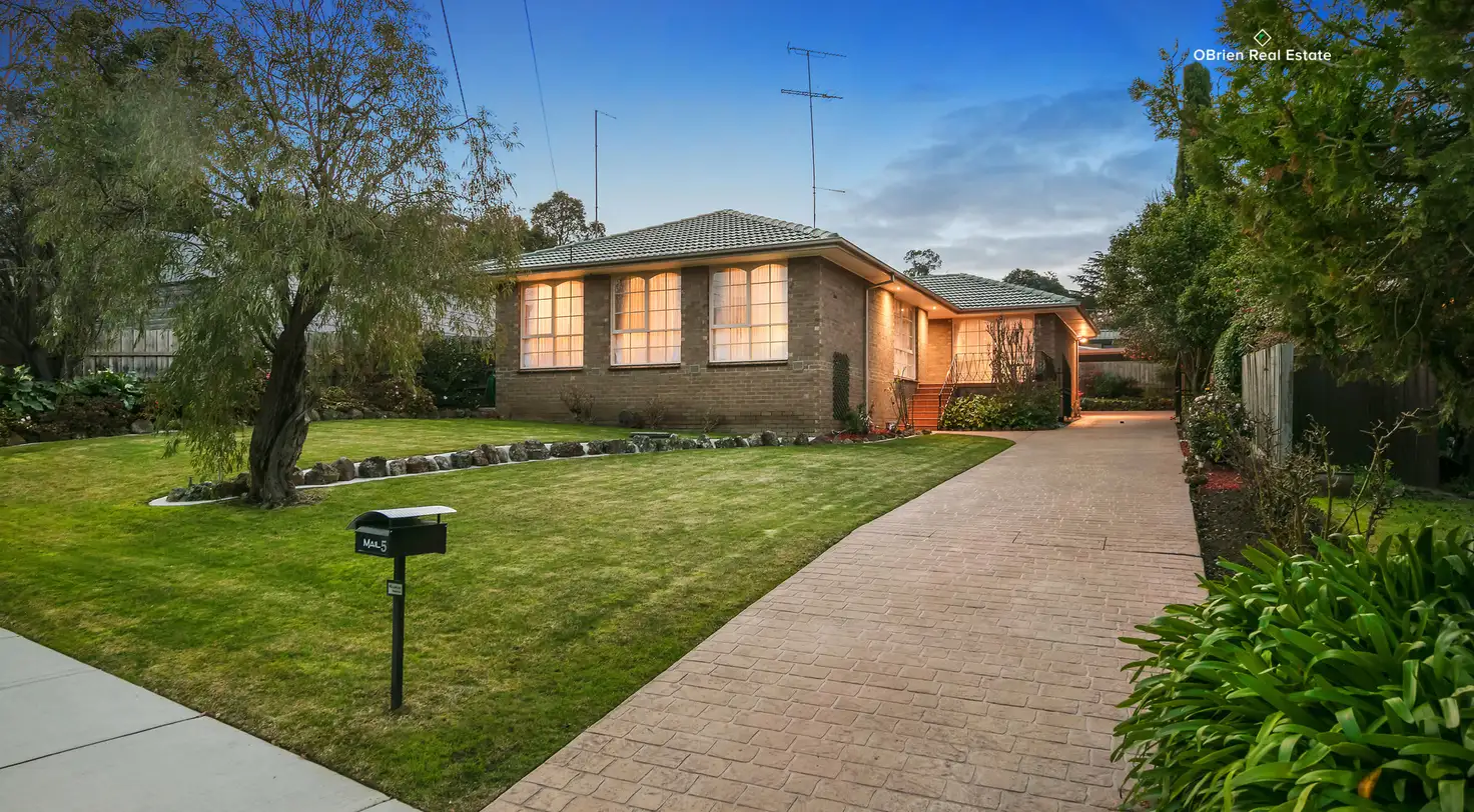 Main view of Homely house listing, 5 Russel Avenue, Berwick VIC 3806