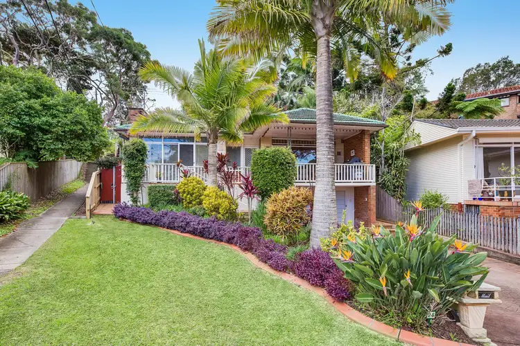 28 Palomar Parade, Freshwater NSW 2096