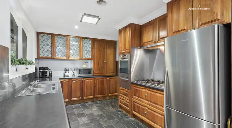Third view of Homely house listing, 9 Knight Court, Endeavour Hills VIC 3802