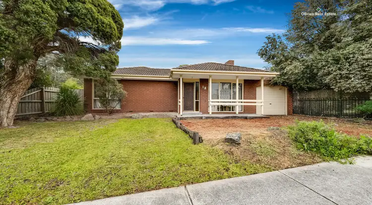 13 Lillian Street, Cranbourne VIC 3977