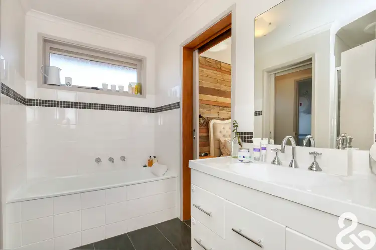 Sixth view of Homely house listing, 9 Paraweena Place, Epping VIC 3076