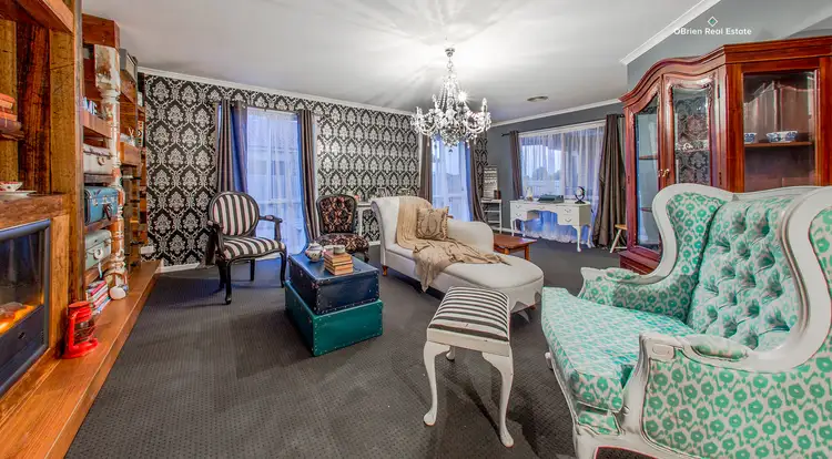 6 Incana Court, Cranbourne West VIC 3977