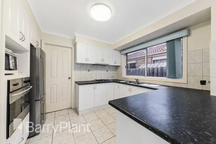 Sixth view of Homely house listing, 10 Feldspar Close, St Albans VIC 3021