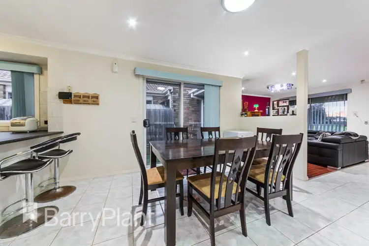 Seventh view of Homely house listing, 10 Feldspar Close, St Albans VIC 3021