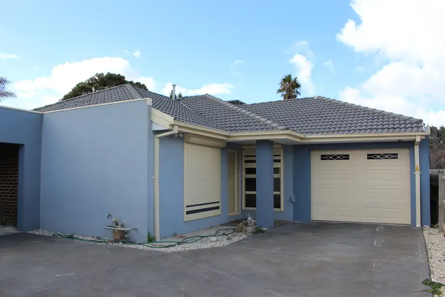 Main view of Homely unit listing, 2/46 Walmer Avenue, St Albans VIC 3021