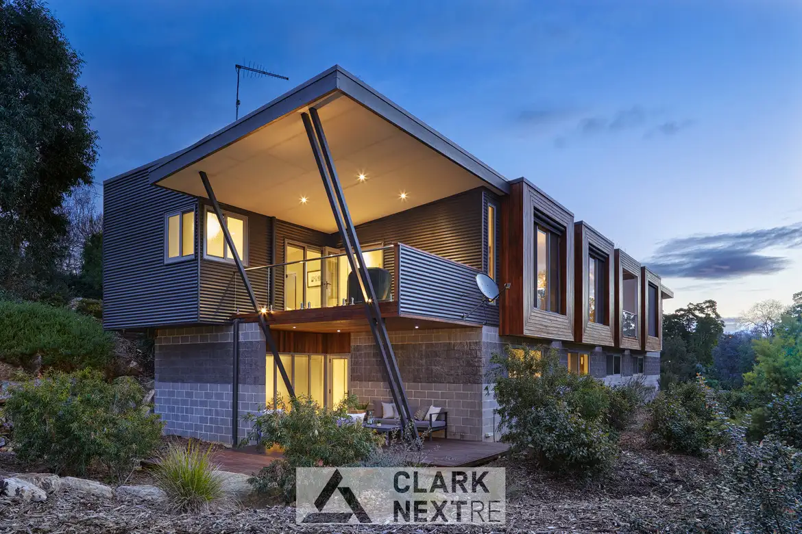 Main view of Homely house listing, 8 Duncan Close, Warragul VIC 3820