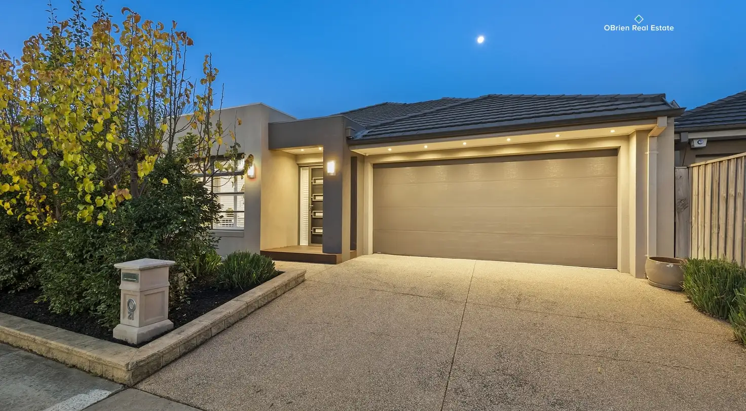 Main view of Homely house listing, 21 Misty Close, Berwick VIC 3806
