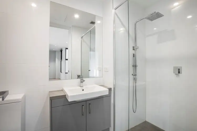 Third view of Homely apartment listing, 18/17 Moore Street, Moonee Ponds VIC 3039