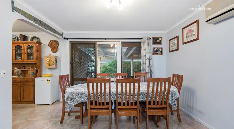 Fourth view of Homely house listing, 2 Plumpton Court, Endeavour Hills VIC 3802