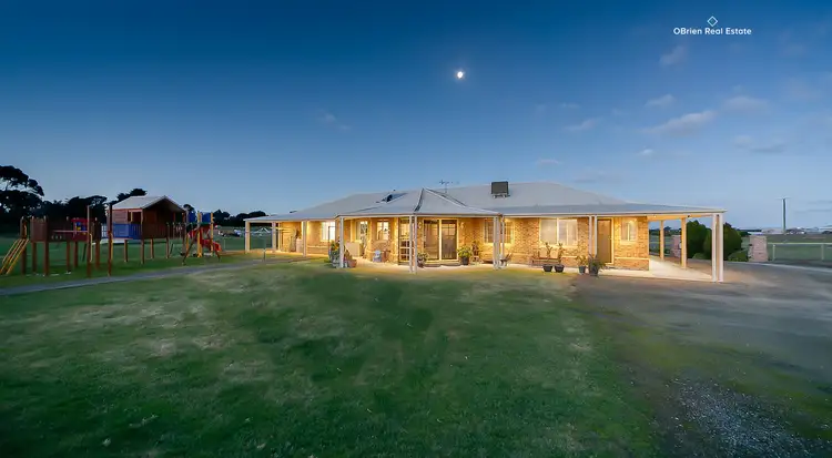 275 Clyde Five Ways Road, Clyde VIC 3978