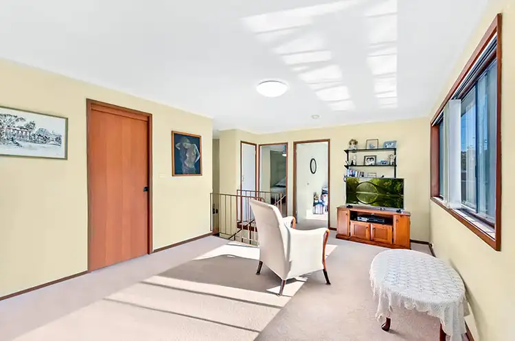 Fifth view of Homely house listing, 3 Sunlea Place, Allambie Heights NSW 2100