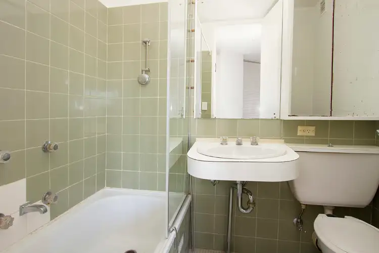 Fifth view of Homely apartment listing, Level 10/74/41-49 Roslyn Gardens, Elizabeth Bay NSW 2011
