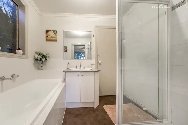 Sixth view of Homely house listing, 11 Calais Circuit, Cranbourne West VIC 3977
