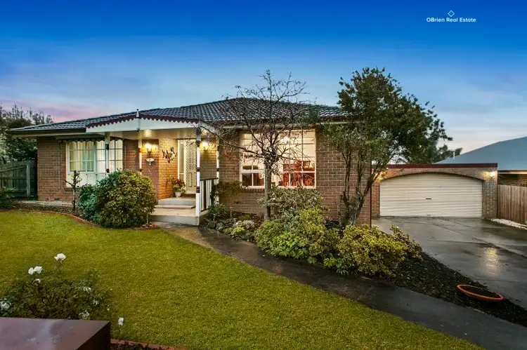 Main view of Homely house listing, 3 Ellaswood Close, Berwick VIC 3806