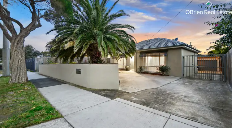 6 Golden Avenue, Bonbeach VIC 3196