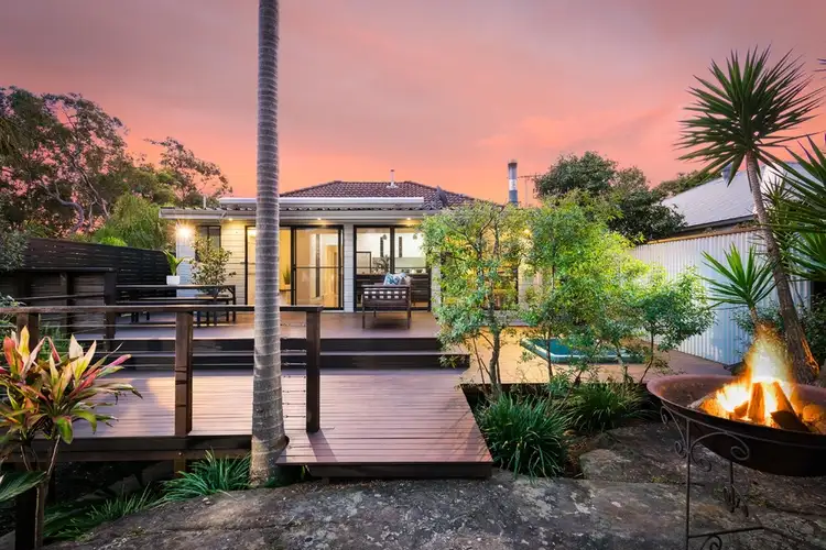 4 Evans Street, Como NSW 2226